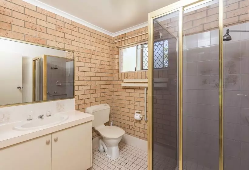 Отель Nrma Woodgate Beach Holiday Park