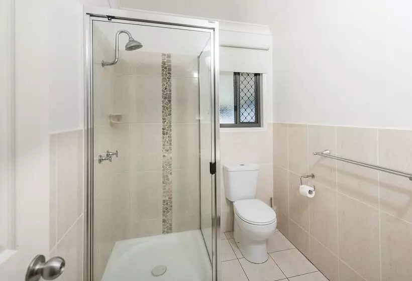 Отель Nrma Woodgate Beach Holiday Park