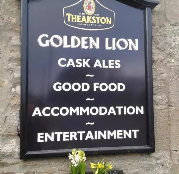 ホテル Old Coach House At The Golden Lion