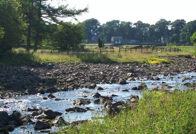 ホテル Old Coach House At The Golden Lion