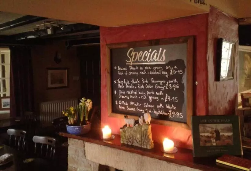 ホテル Old Coach House At The Golden Lion