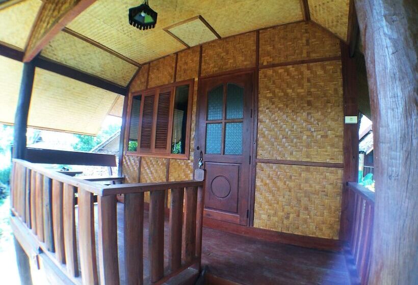 בית מלון כפרי Pai Country Hut