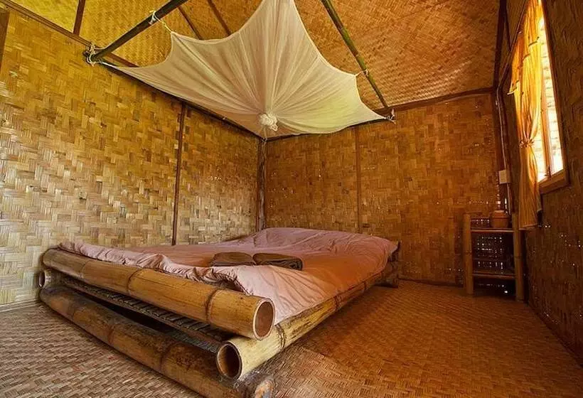 בית מלון כפרי Pai Country Hut