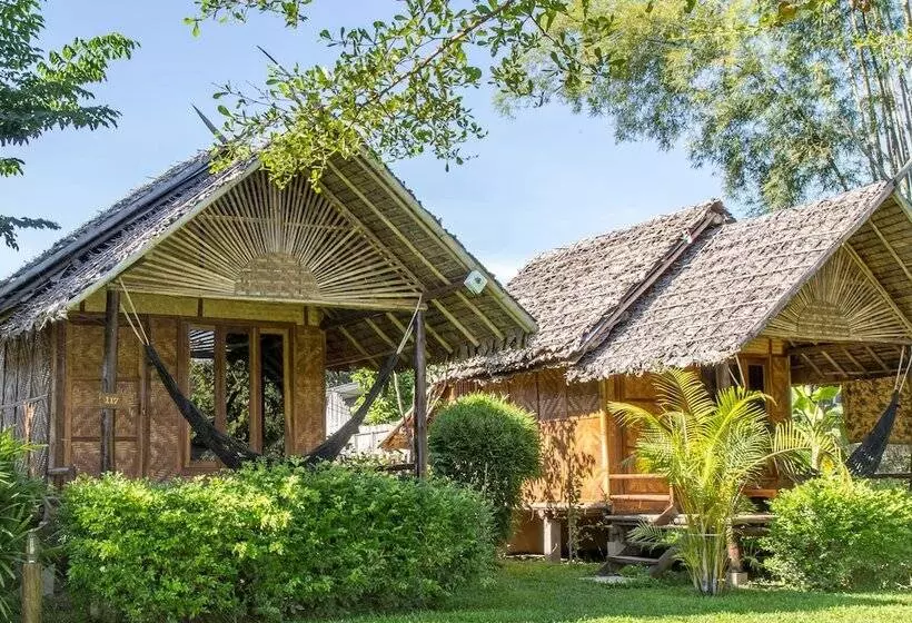 בית מלון כפרי Pai Country Hut