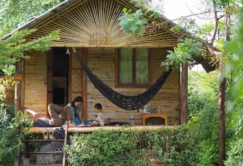 בית מלון כפרי Pai Country Hut