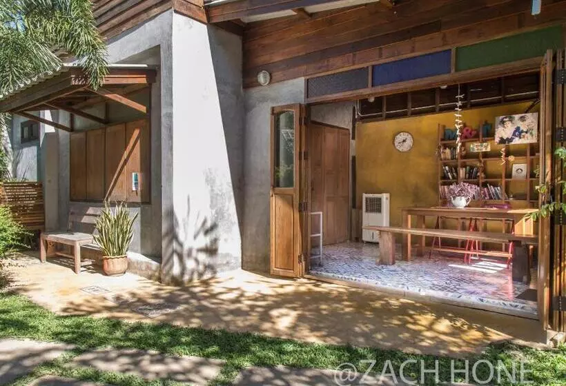 בית מלון כפרי Pai Country Hut