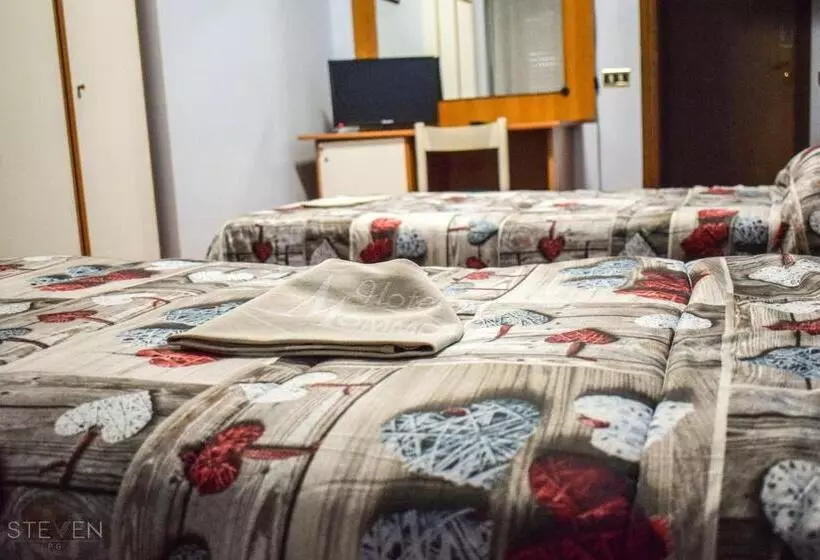 ホテル Ristorante Mommo