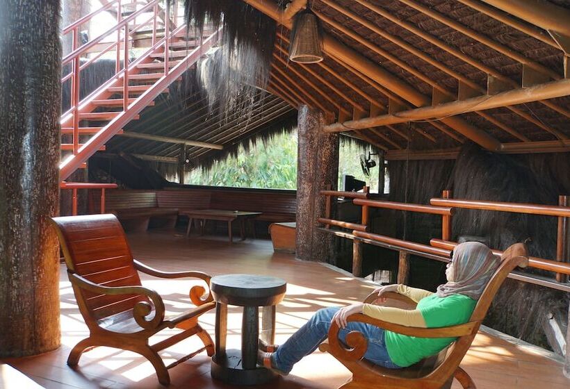 ホテル Samboja Lodge
