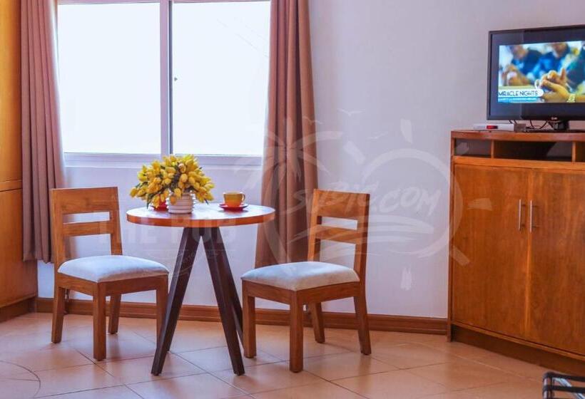 בית מלון כפרי The Pub