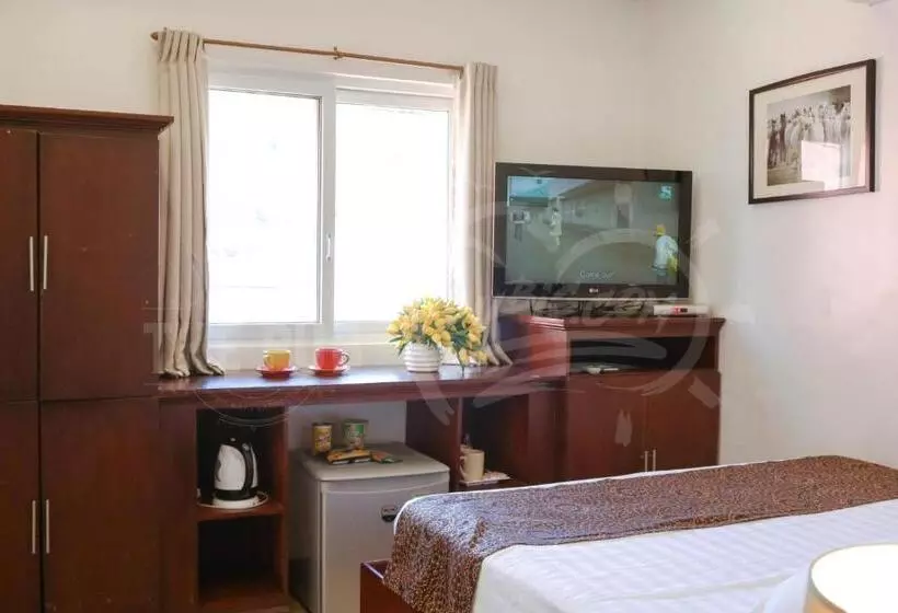 בית מלון כפרי The Pub