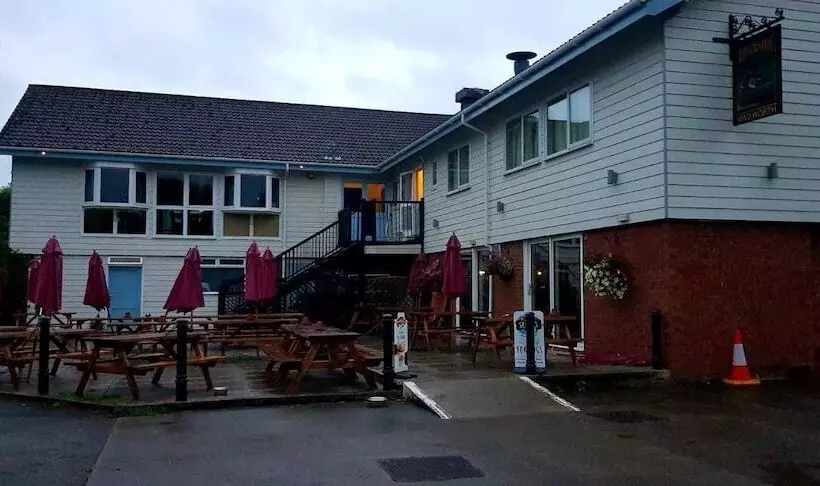 호텔 The Riverside Inn