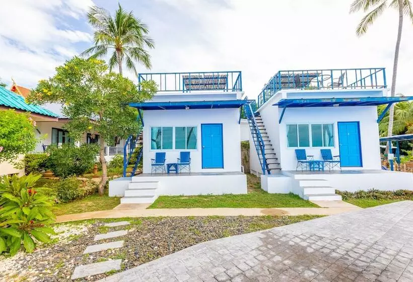 Three Trees Samui Resort   Sarocha Villa