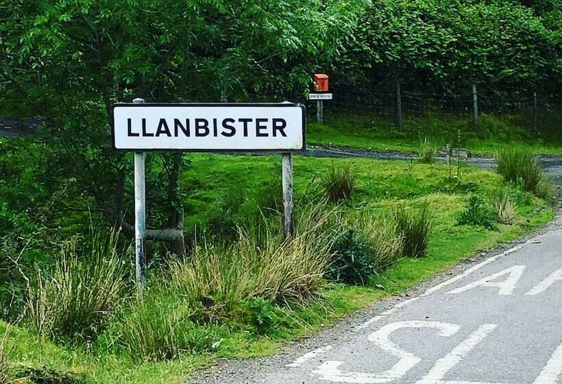 Aamiaismajoitus (B&B) Cwmllechwedd Fawr