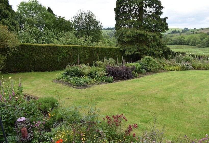 Aamiaismajoitus (B&B) Cwmllechwedd Fawr