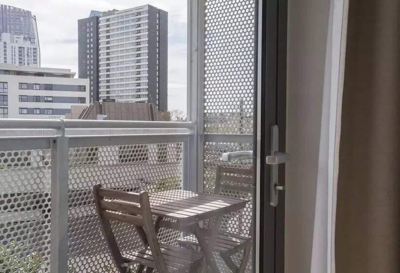 Belvedere Stratford City Edge Apartments