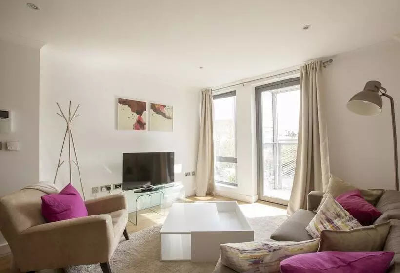 Belvedere Stratford City Edge Apartments