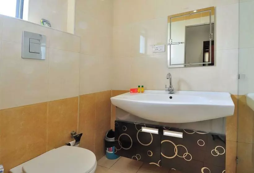Fabhotel Kondapur