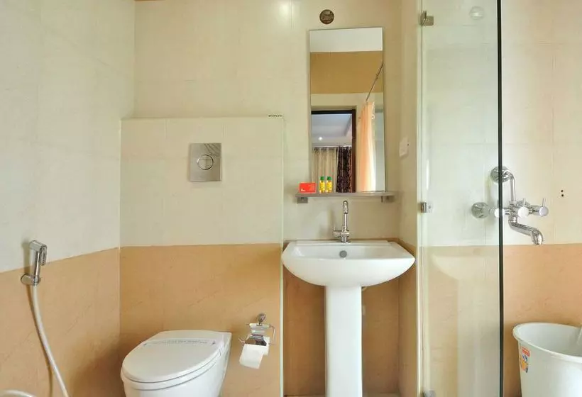 Fabhotel Kondapur