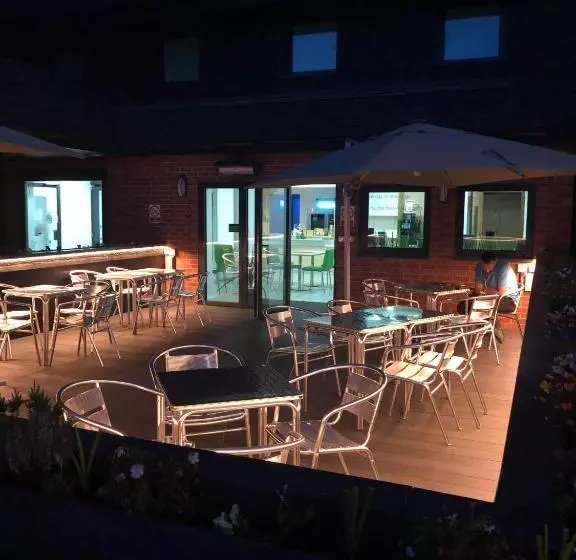 Отель Ibis Budget Derby