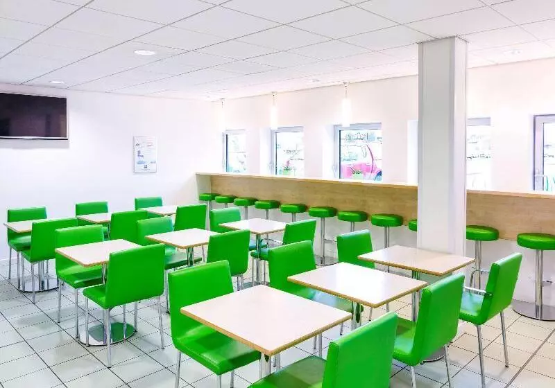 Отель Ibis Budget Derby