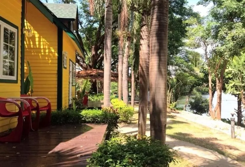 فندق Island Resort River Kwai By October