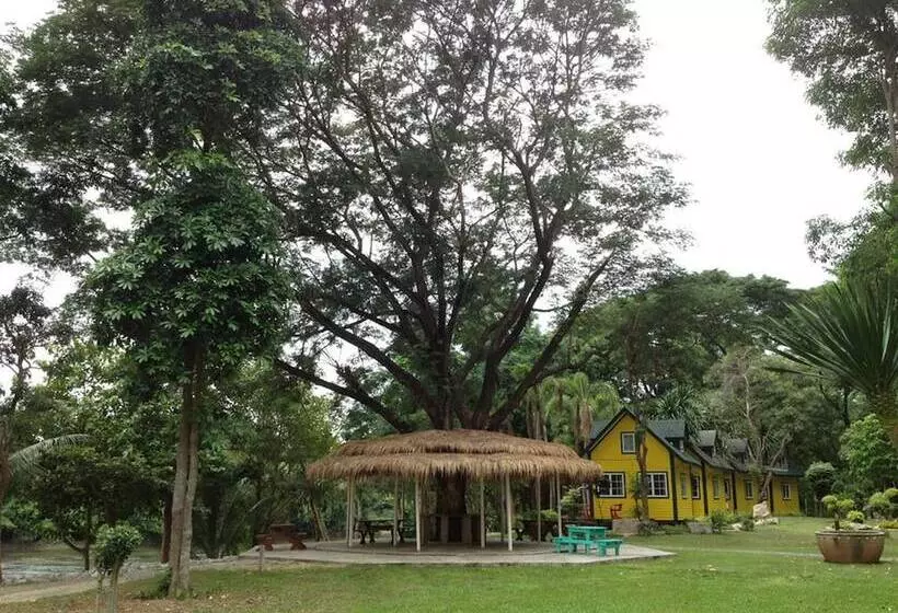 فندق Island Resort River Kwai By October