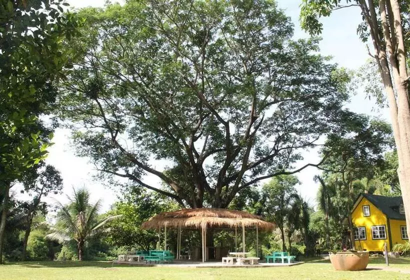 فندق Island Resort River Kwai By October