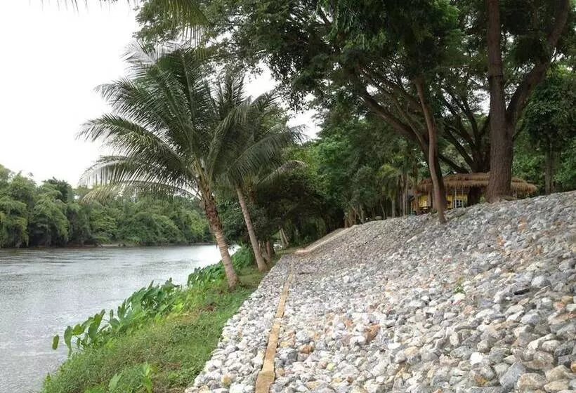 فندق Island Resort River Kwai By October