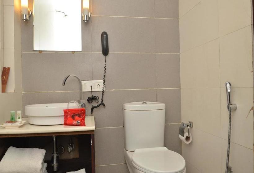 هتل Oyo Rooms Kranti Chowk Jalna Road