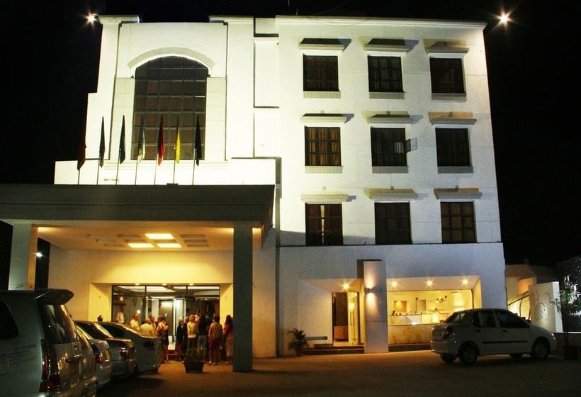 هتل Oyo Rooms Kranti Chowk Jalna Road