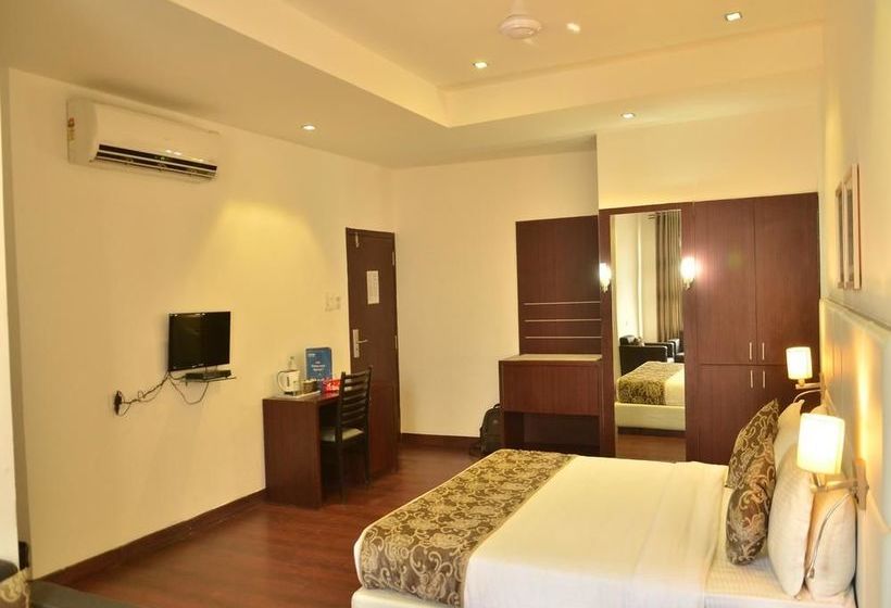 هتل Oyo Rooms Kranti Chowk Jalna Road