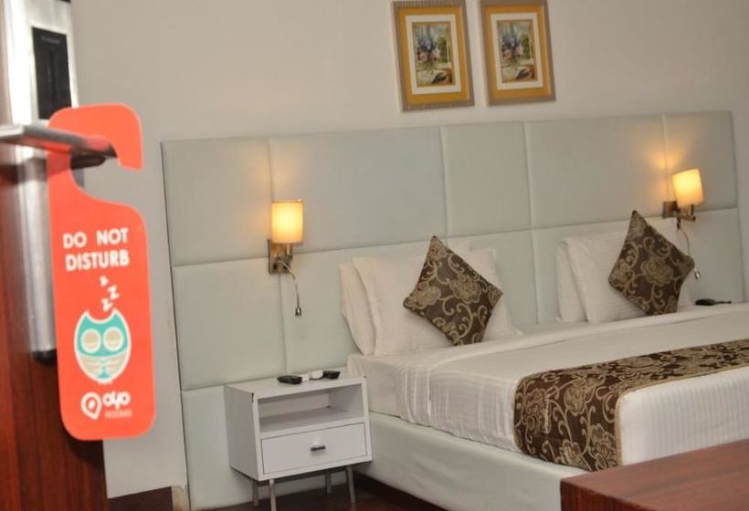 هتل Oyo Rooms Kranti Chowk Jalna Road