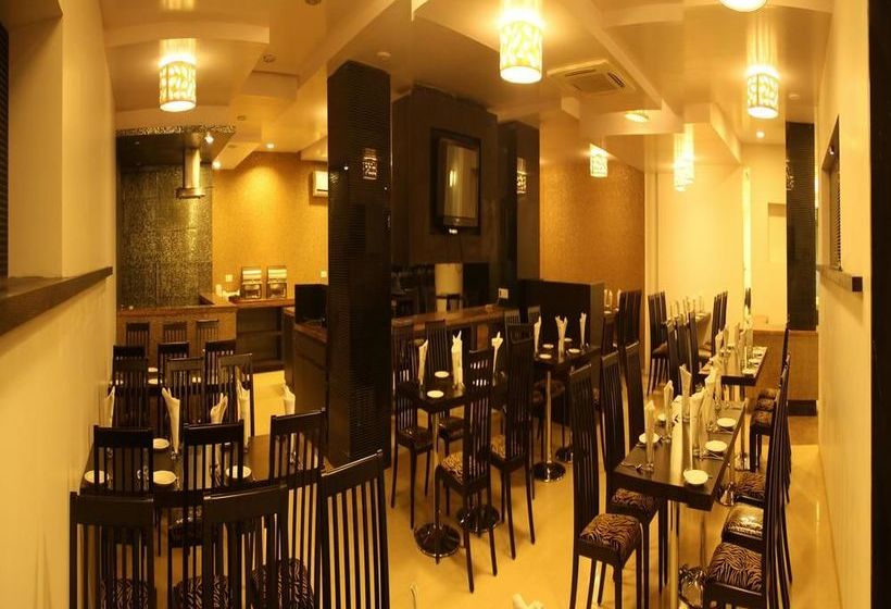 هتل Oyo Rooms Kranti Chowk Jalna Road