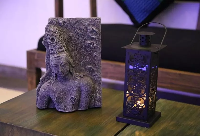 Отель Tranquil Negombo Boutique