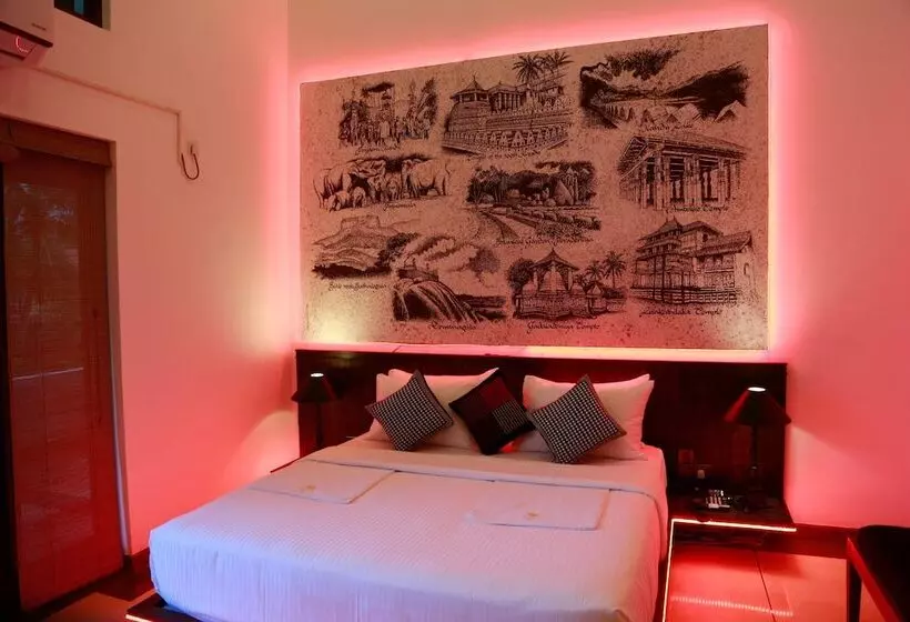 Отель Tranquil Negombo Boutique