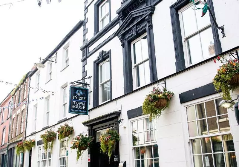هتل Ty Dre Town House