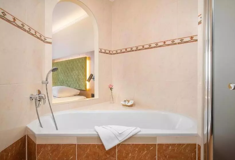 فندق Vitaloase Zu Den Drei Brudern