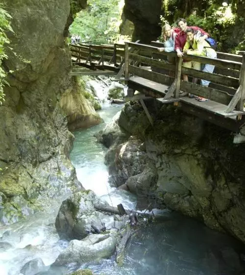 فندق Vitaloase Zu Den Drei Brudern