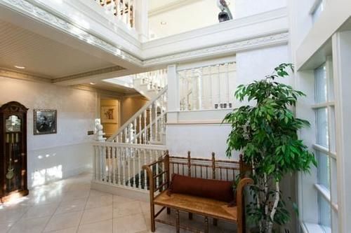 호텔 West End Splendor By First Choice Property Management