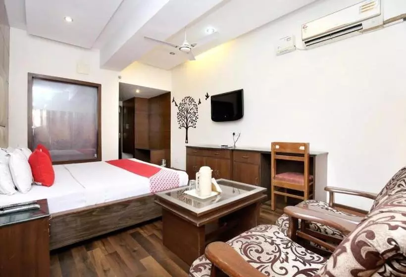 هتل Zo Amar Sector 17 Isbt