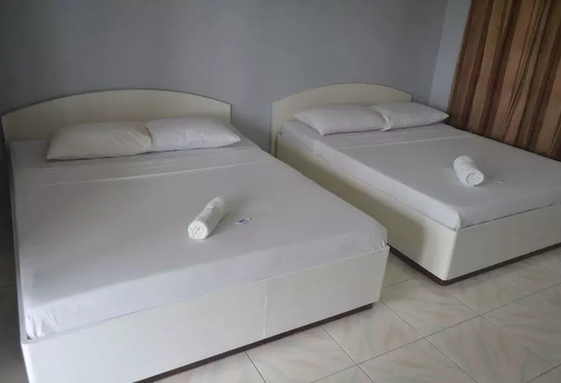 Pension (Hôtel basse catégorie) El Paso Inn