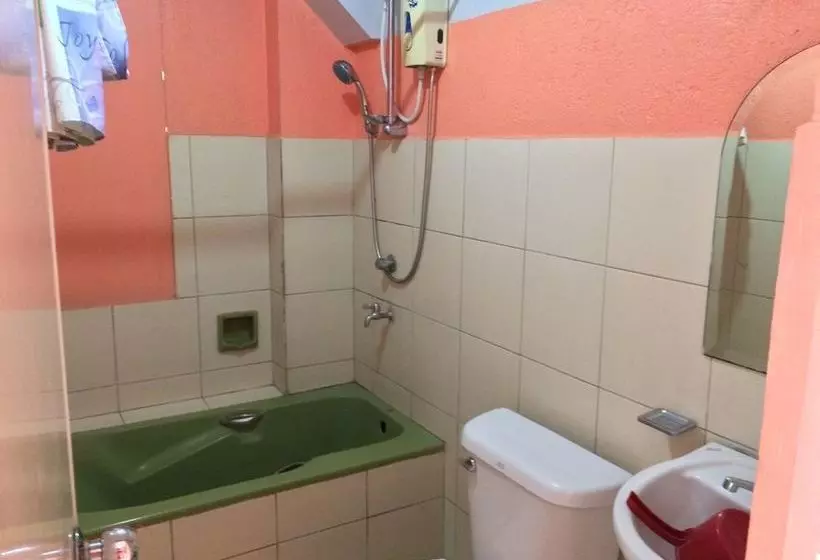 Pension (Hôtel basse catégorie) El Paso Inn