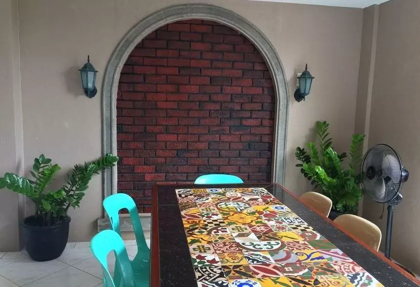 Pension (Hôtel basse catégorie) El Paso Inn