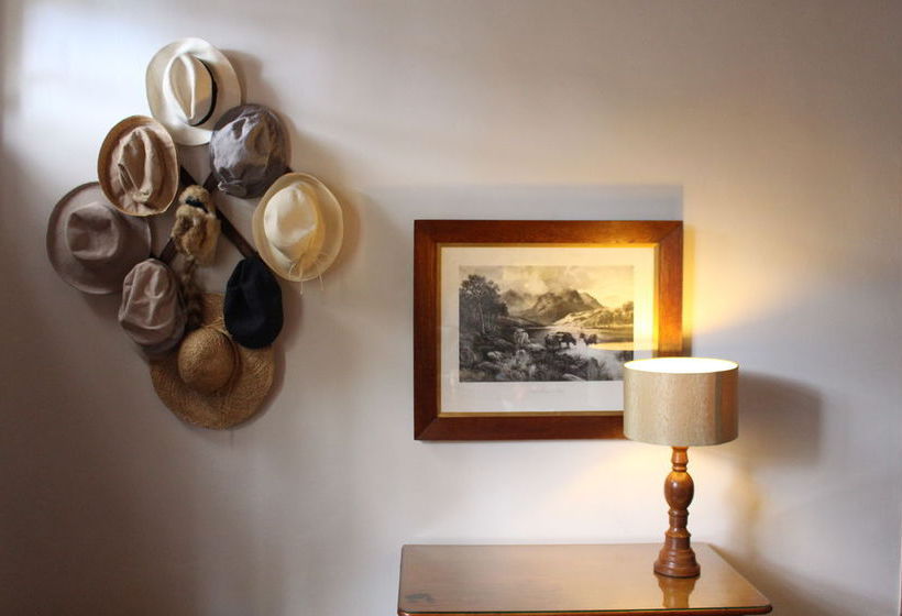 פנסיון Fairview Historic Homestead