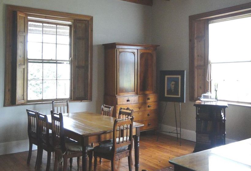 פנסיון Fairview Historic Homestead