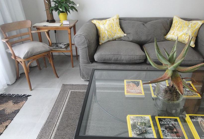 פנסיון Fairview Historic Homestead