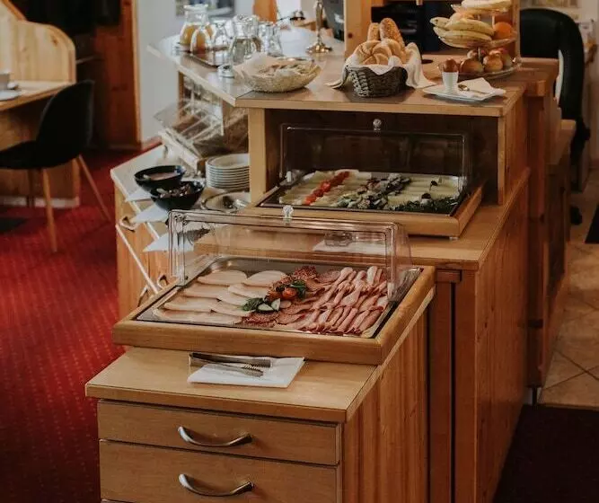 Пансион Restaurant Gastehaus Feldkirchen