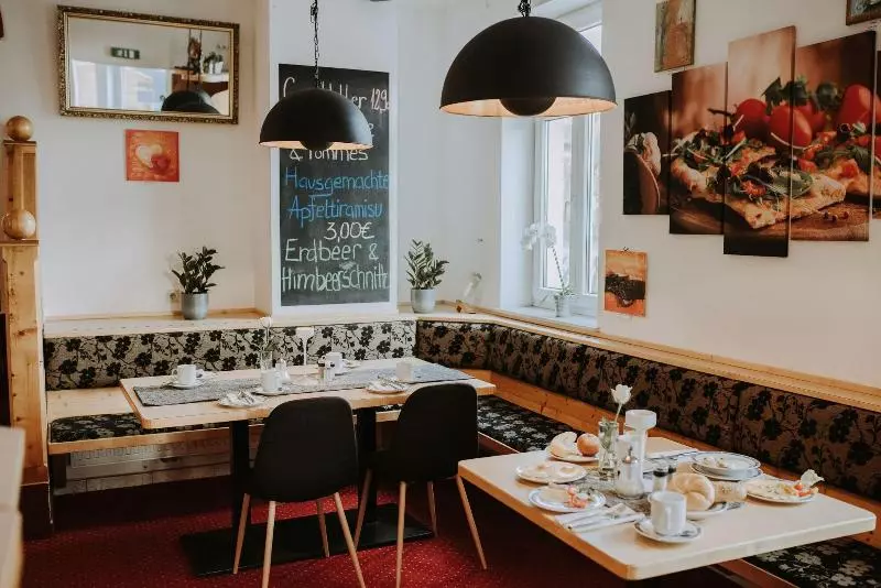 Пансион Restaurant Gastehaus Feldkirchen