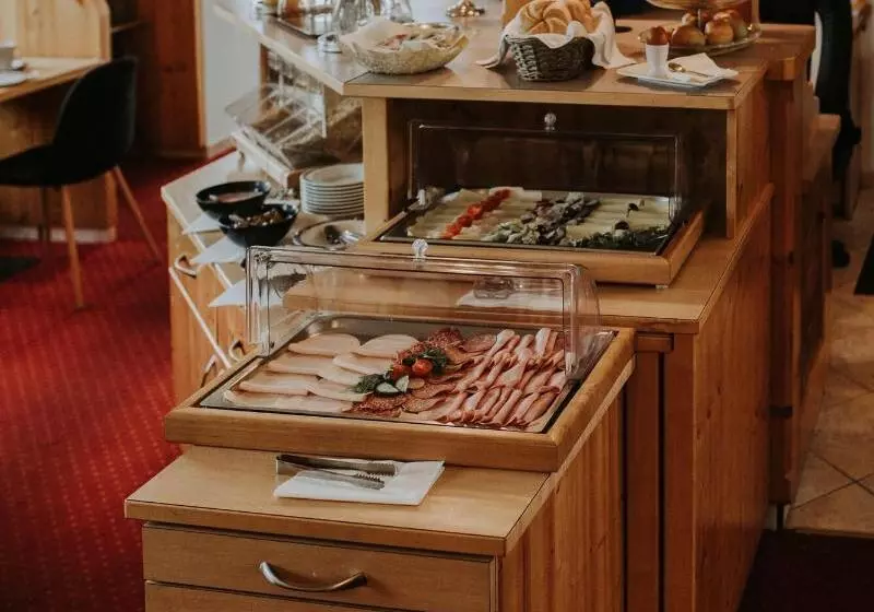 Пансион Restaurant Gastehaus Feldkirchen