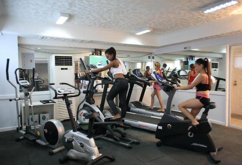 Wild Orchid Beach Resort